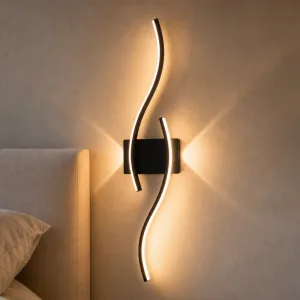 Applique murale LED réglable moderne minimaliste en bande de fer incurvée